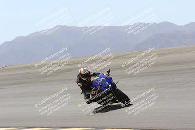 media/Apr-10-2022-SoCal Trackdays (Sun) [[f104b12566]]/Bowl (11am)/